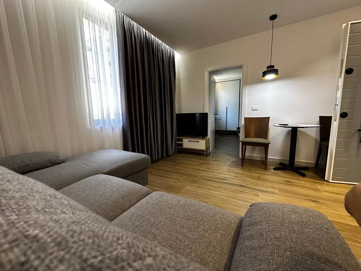 Alvi Apartment Τίρανα